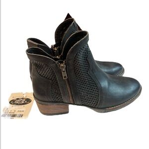 Sterling River Boots Leather Western Ankle Booties Sz 6 Women NWT $199